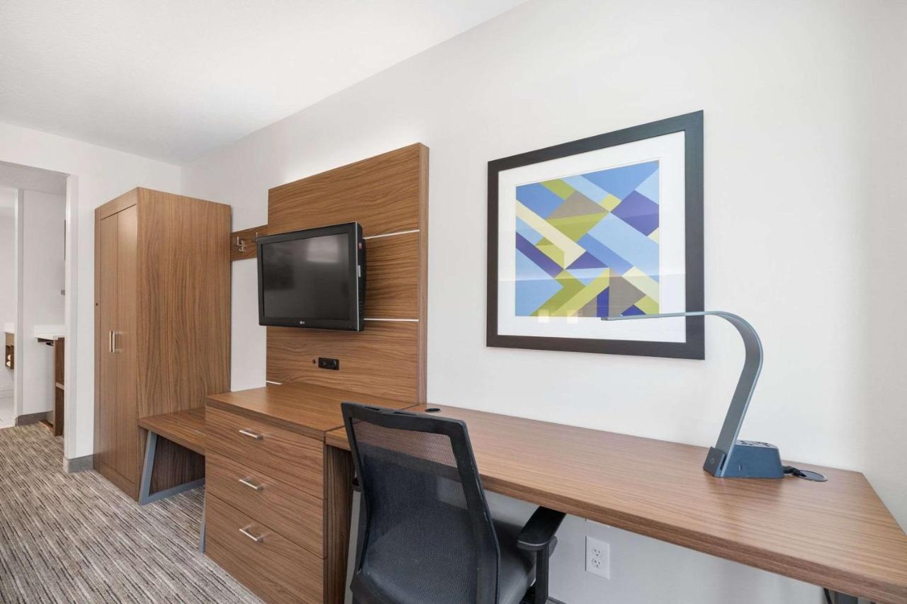 Sleep Inn & Suites Tempe Asu Campus Bagian luar foto